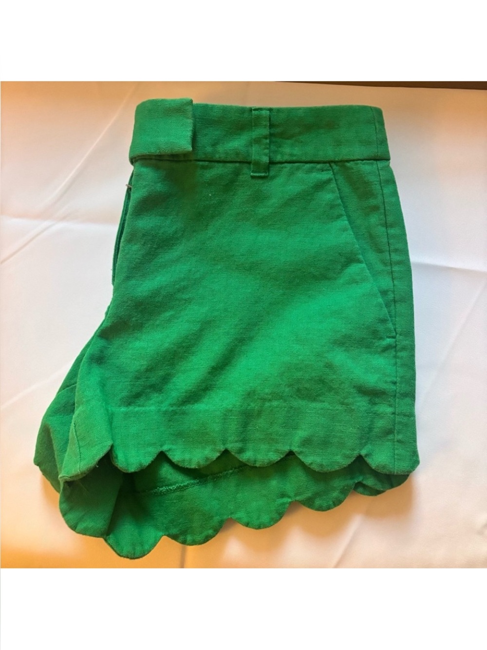 J.Crew Emerald Scalloped Linen Shorts | Citrus Club Collection - Picture 5 of 9
